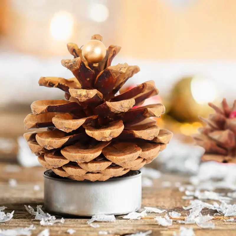 Piñas Decorativas Navideñas Doradas 1