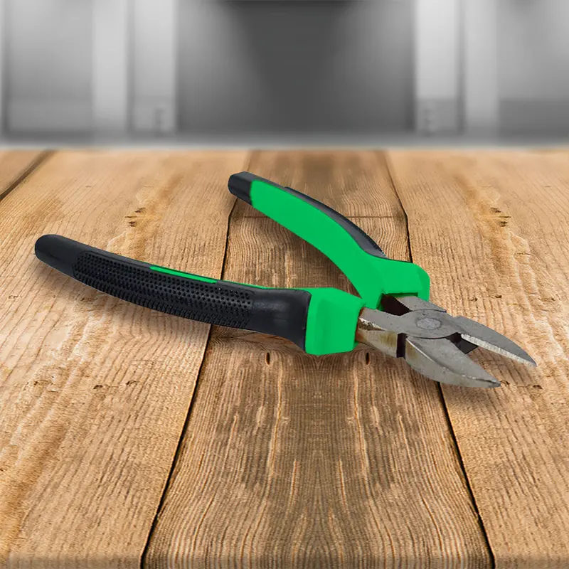 Pinza De Corte Color Verde Con Negro 2