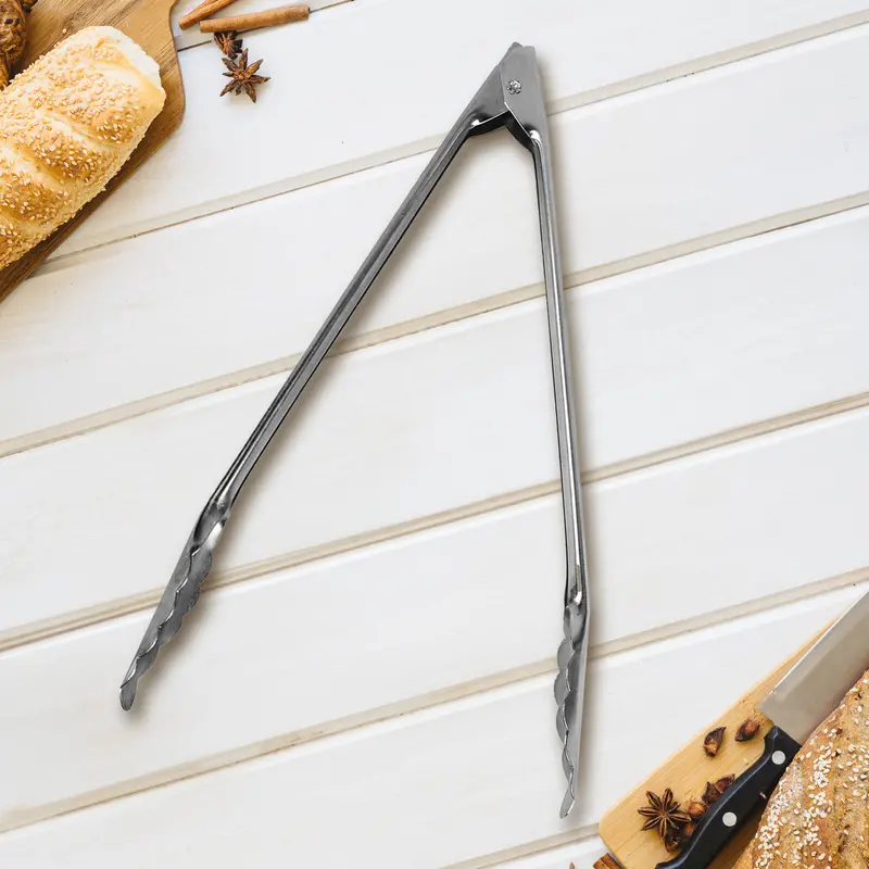 Pinza Parrillera Metálica, 30 Cm 2