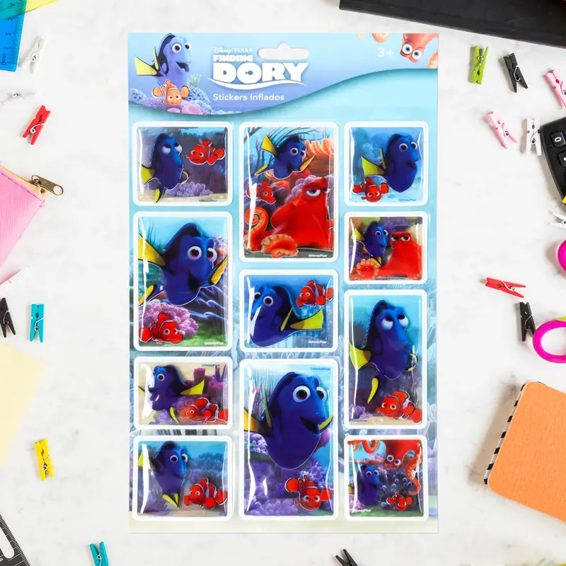 Planilla De Stickers Inflados Con Diseño De Dory 2