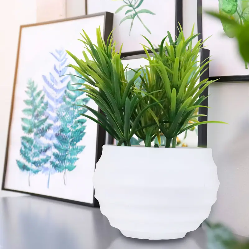 Planta Artificial Con Maceta Blanca 2