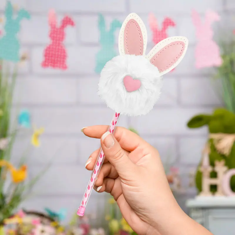 Pluma Con Pompón Blanco En Forma De Conejito 1