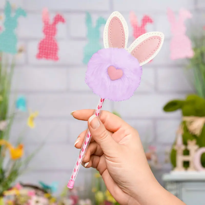 Pluma Con Pompón Lila En Forma De Conejito 1