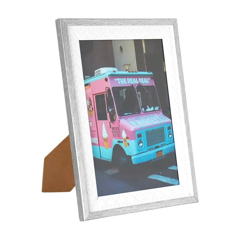 Portarretrato Diseño De Rombos, Blanco Con Plateado 2