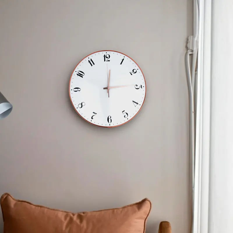 Reloj Circular De Pared, Color Blanco Con Rosa 1