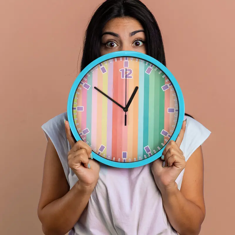 Reloj Decorativo De Colores 1