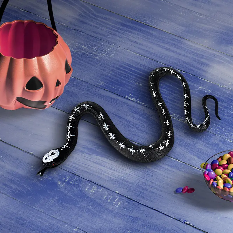 Serpiente Decorativa Color Negro 1