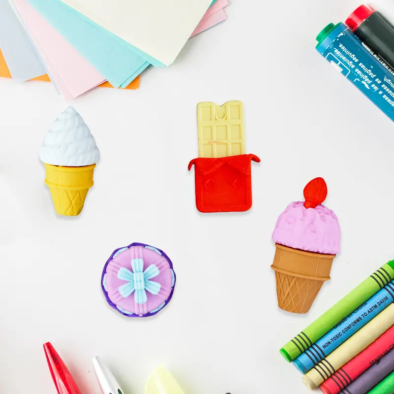 Set De 4 Gomas En Forma De Helado 1