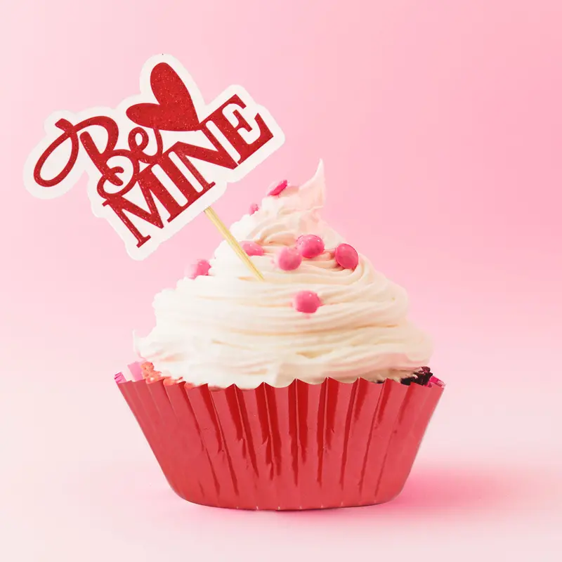 Set De Capacillos Y Palillos Decorativos Para San Valentín, 12 Piezas. 1