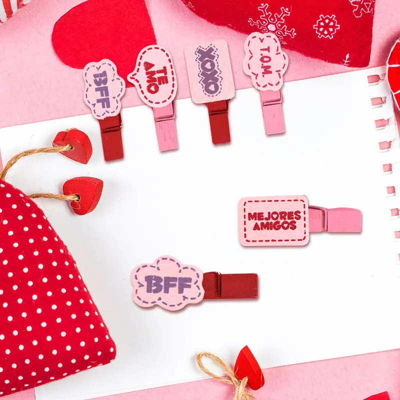 Set De Clips Decorados Para San Valentín 1