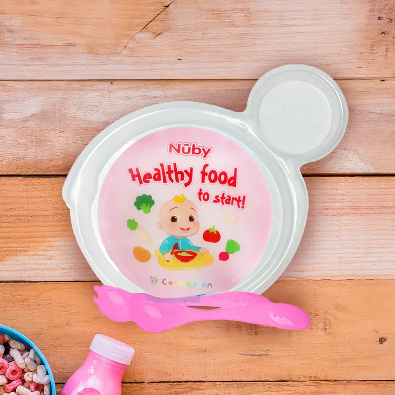 Set De Plato Transparente Y Cubiertos Rosas Para Bebé, Cocomelon "Healthy Food", Nuby 1