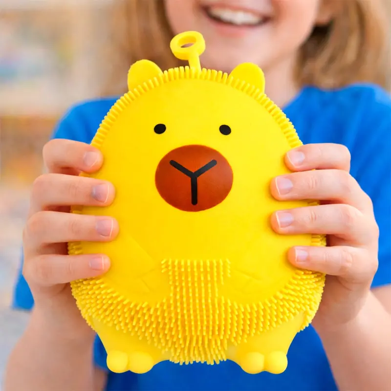 Squishy Capibara, Color Amarillo 1