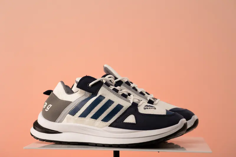 Tenis Casual Para Hombre Modelo 17H 2