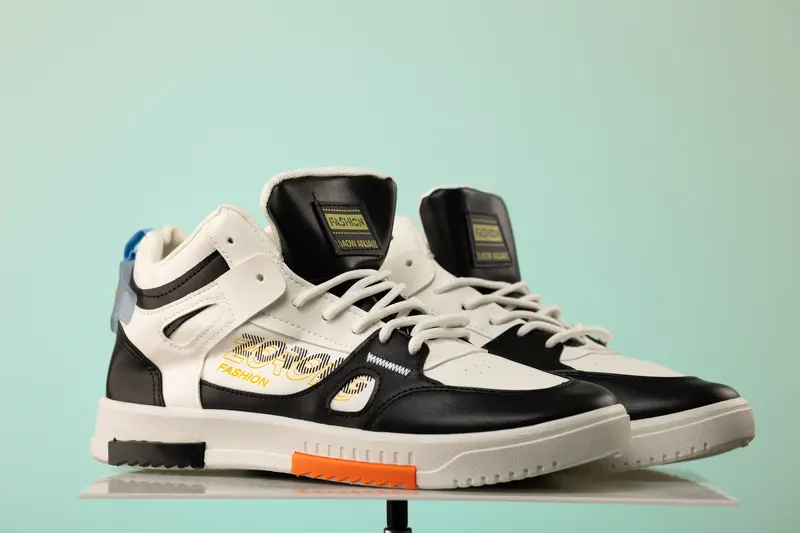 Tenis Casual Para Hombre Modelo 40H 2