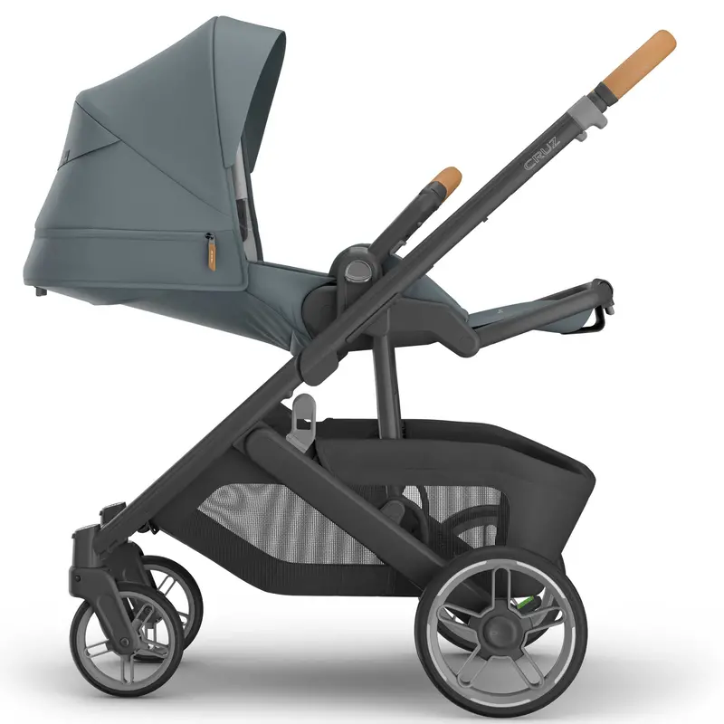 Uppababy Cruz V3 Pushchair In Dillan 2