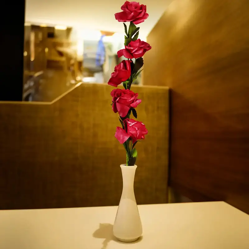 Vara Con Flor Artificial, Color Fucsia 2