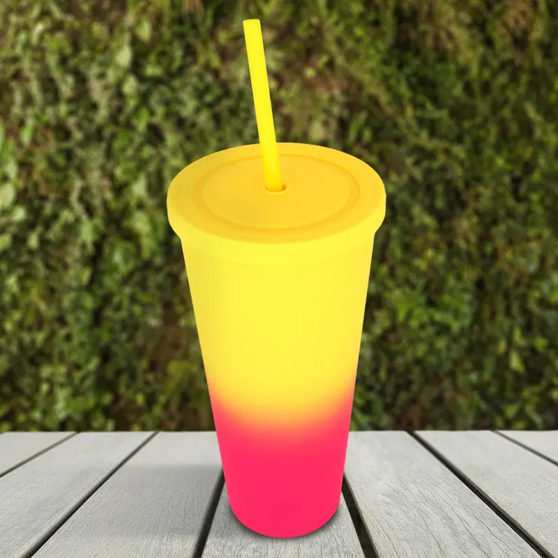 Vaso Con Popote, Color Amarillo, 650Ml 1