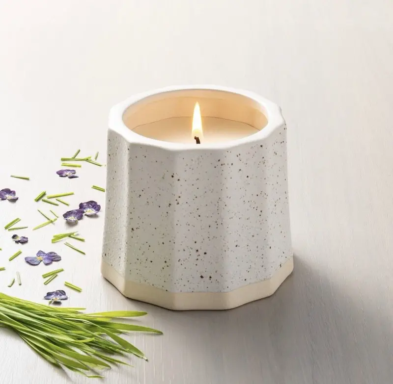 Vela Decorativa, En Recipiente De Cerámica 1