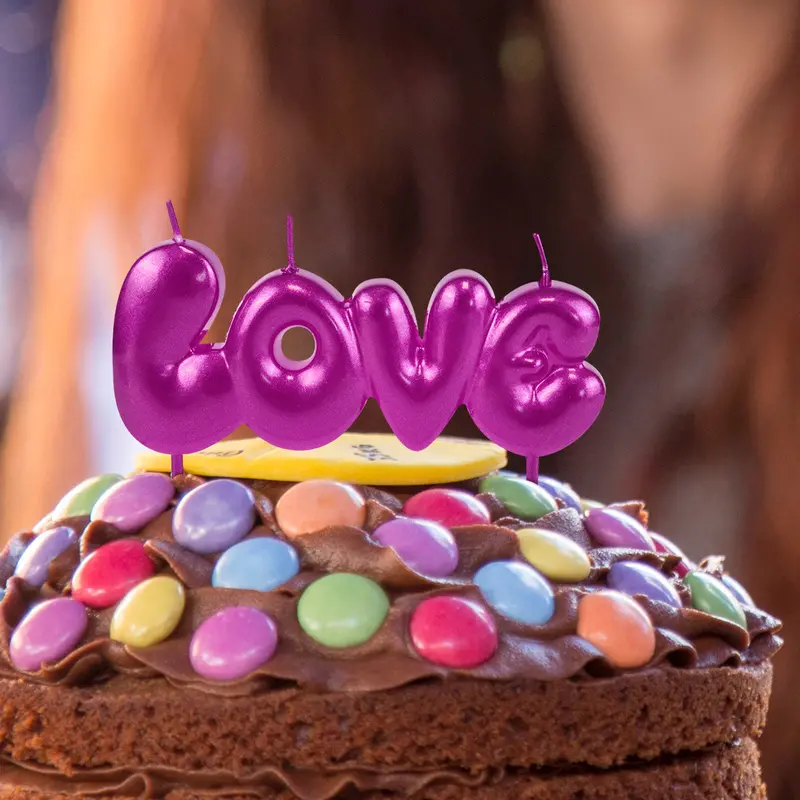 Vela Romántica Love Color Morado 1