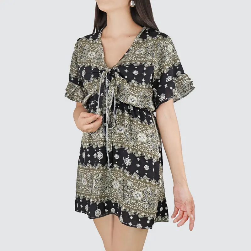 Vestido Juvenil Con Moño Frontal Color Verde Con Negro 1