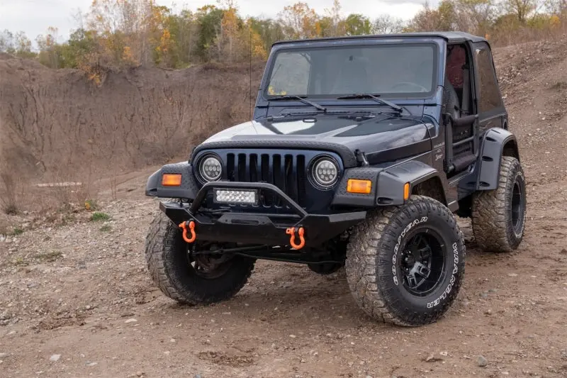 Bushwacker Black Trail Armor Hood Stone Guard With Front Corner Protectors For 1997–2006 Jeep Wrangler 2